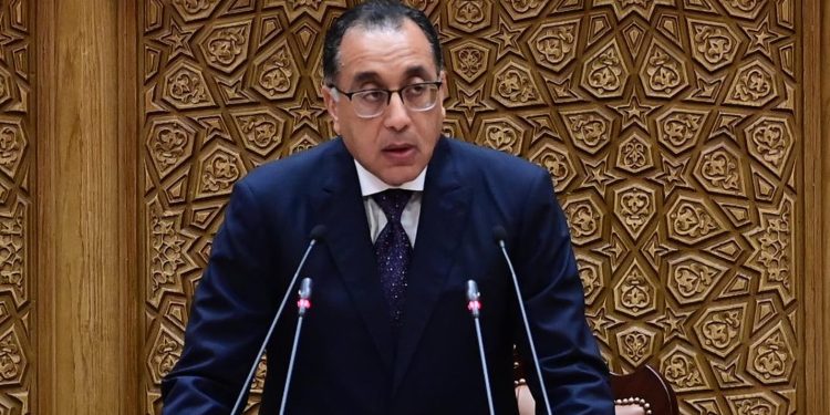 رئيس الوزراء: مصر مازالت من أقل دول العالم فى تسعير الكهرباء