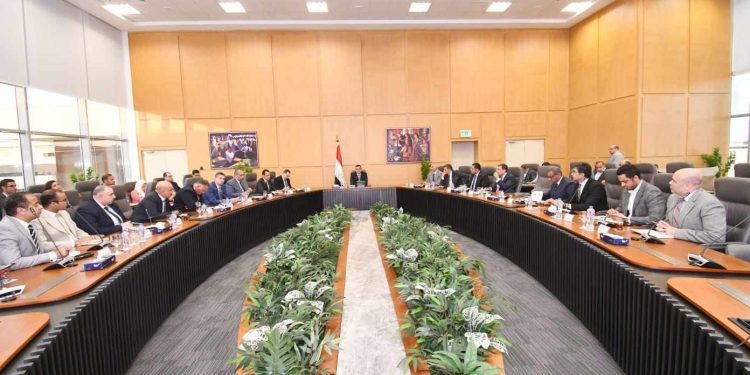 "الإسكان" تجهز خطط تسويقية لوحدات مشروعاتها بالمدن الجديدة