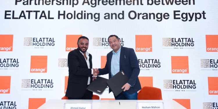 "العتال" تتعاون مع "أورنݘ" لتوفير خدمات الاتصالات فى "Park Lane" و"West Leaves"