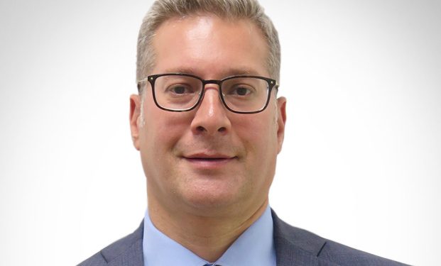 كريم بدوي وزير البترول والثروة المعدنية