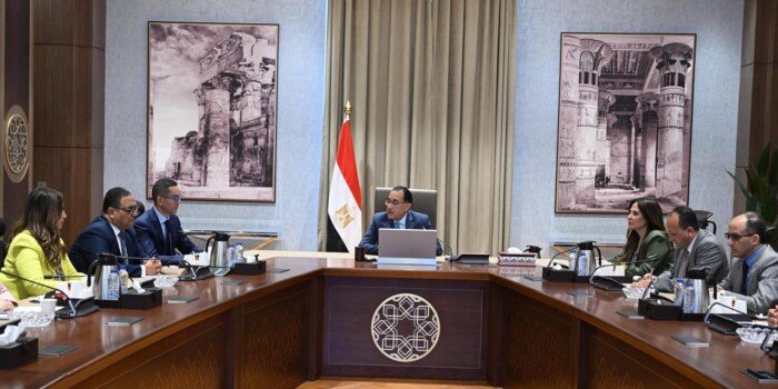 رئيس الوزراء: خطة لجذب المزيد من الاستثمارات الخارجية المباشرة