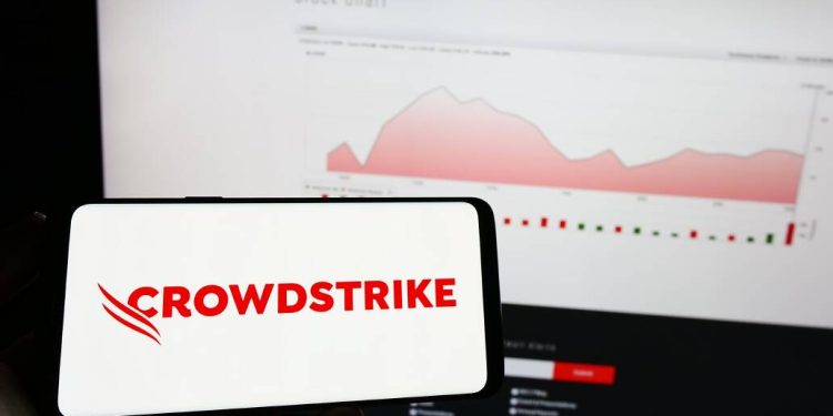 كراود سترايك