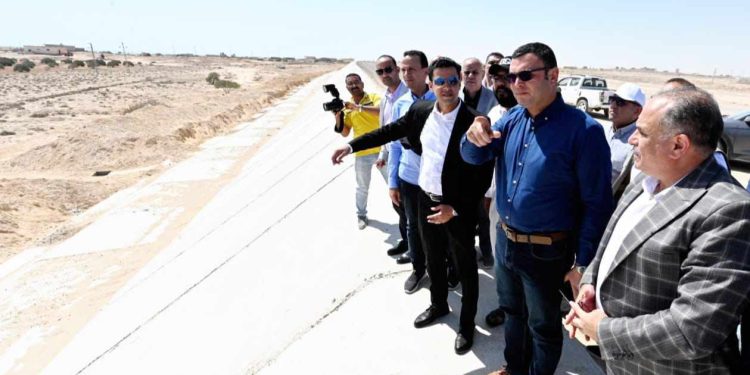وزير الإسكان في رأس الحكمة
