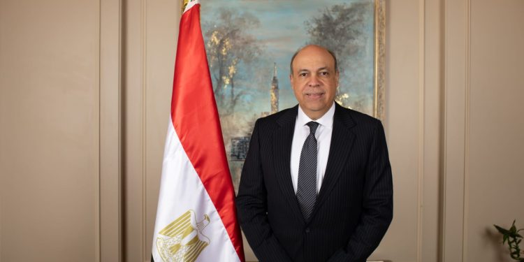 الدكتور سامح الحفني وزير الطيران المدني