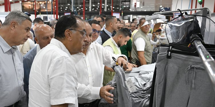 118.2 مليون دولار صادرات مصنع "أليكس اباريلز" للملابس خلال 2023