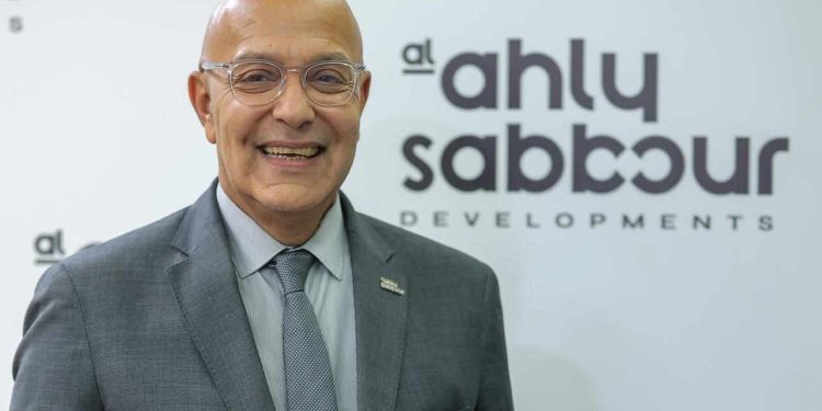 المهندس أحمد صبور، رئيس مجلس الإدارة والعضو المنتدب لشركة الأهلى صبور ؛ الأهلي صبور