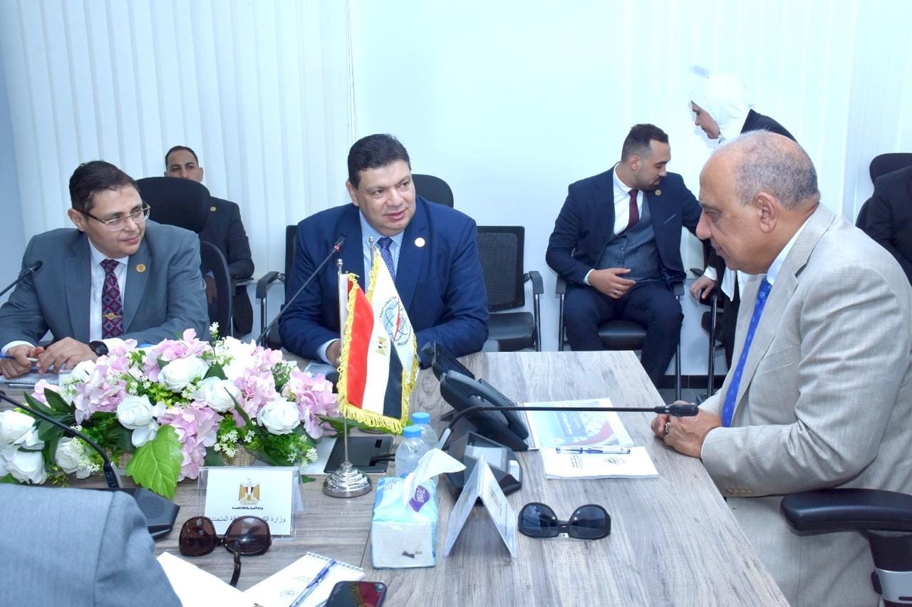 وزير الكهرباء يتابع معدلات تنفيذ مشروع محطة الضبعة النووية