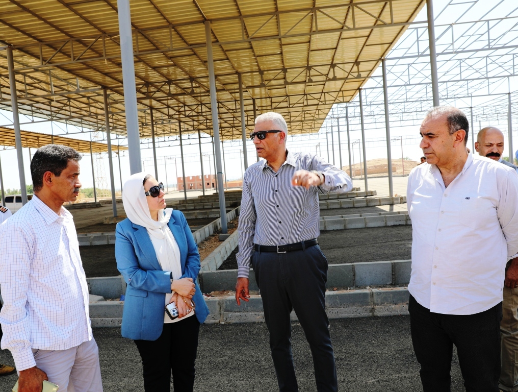 بتكلفة 9.7 مليار جنيه.. محافظ أسوان يتفقد مشروعات “حياة كريمة” بمركز إدفو