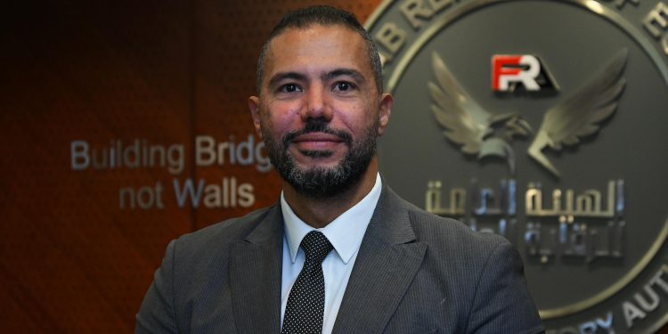محمد صبرى مساعد رئيس الهيئة العامة للرقابة المالية