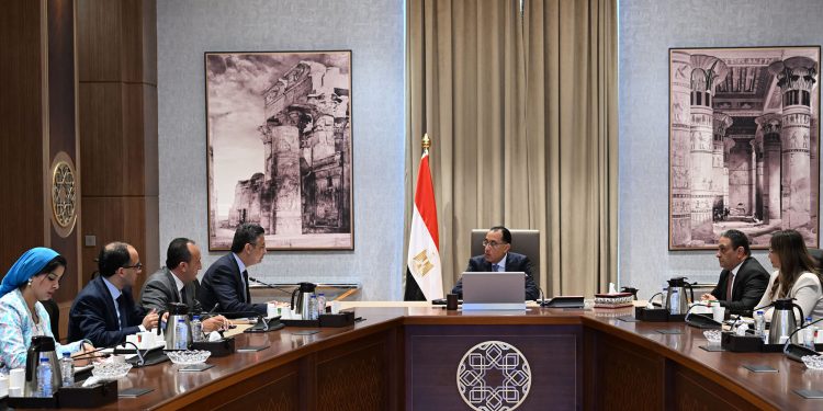 إجراءات حكومية جديدة لضبط الأسواق وأسعار السلع