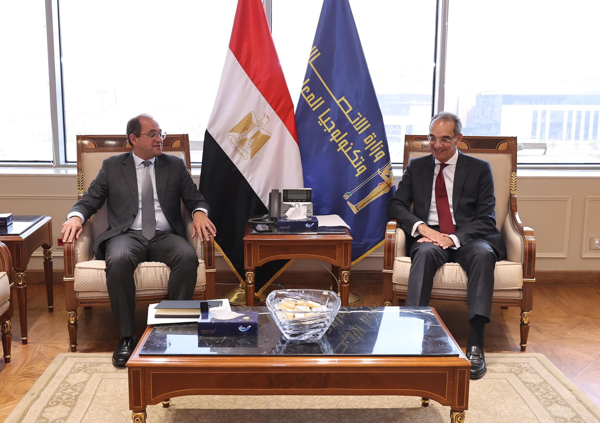 الحكومة تستهدف تحفيز مصنعى الهواتف المحمولة على زيادة الصادرات