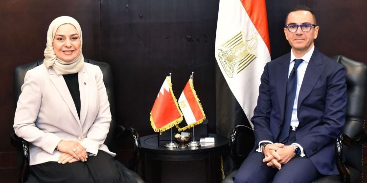 وزير الاستثمار: توفير مزيد من الحوافز للمستثمرين البحرينيين للتوسع فى مصر
