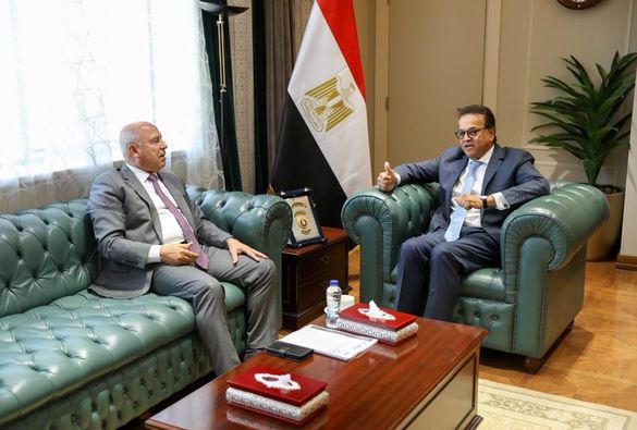 خالد عبدالغفار يستقبل الفريق كامل الوزير لبحث تشجيع مصانع الأدوية وتعظيم الاستثمارات في مجال توطين صناعة الأدوية والمستلزمات الطبية