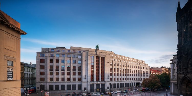 التشيك ؛ البنك الوطني التشيكي