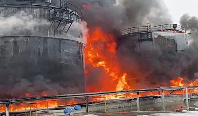 أوكرانيا تستهدف خزانات وقود في مقاطعة روستوف الروسية