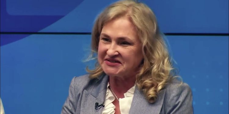 أريانا ليجوفيني، رئيسة إدارة تقييم الأثر الإنمائي بالبنك الدولي
