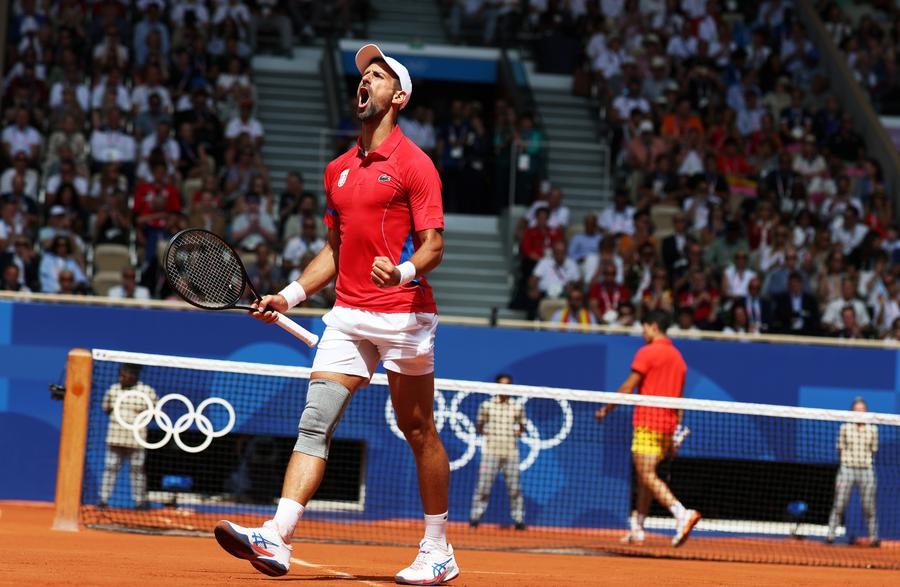 "دجوكوفيتش" يكمل سلسلة الكؤوس بتحقيق الميدالية الذهبية الأولمبية في باريس