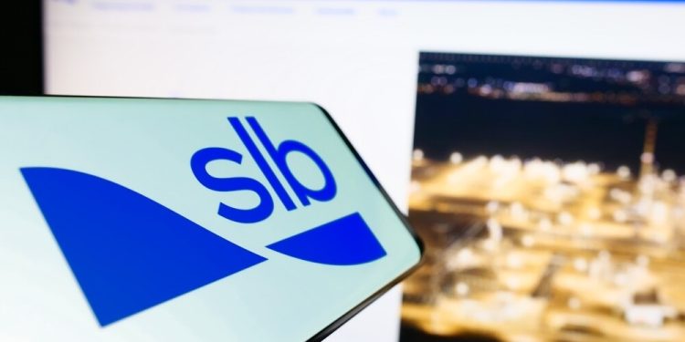 "شلمبرجيه" توسّع أعمالها في روسيا رغم إعلانها الالتزام بالعقوبات