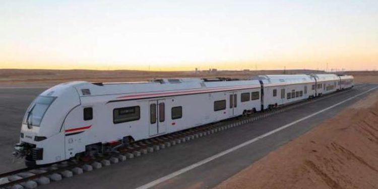 إضافة لغة الإشارة داخل محطات قطار "إل أر تى" لأول مرة فى مصر