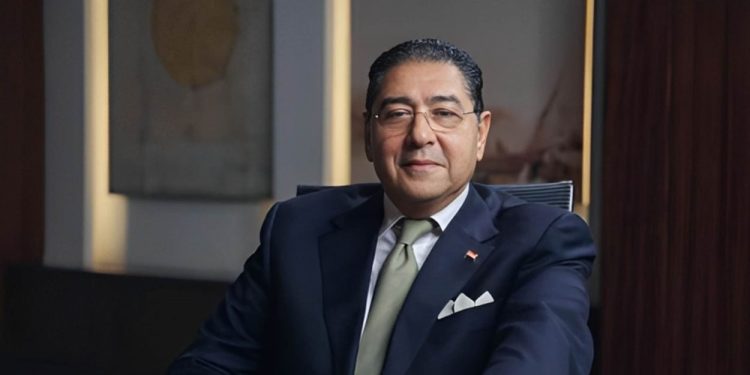 هشام عز العرب رئيسًا تنفيذيًا لـ"التجارى الدولى" خلفًا لـ"أباظة"