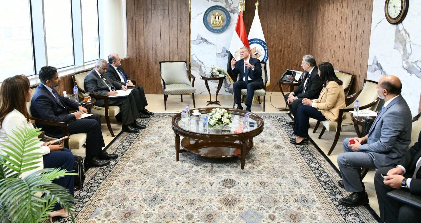 وزير البترول يبحث مع المؤسسة الدولية الإسلامية لتمويل التجارة آفاق تعزيز التعاون