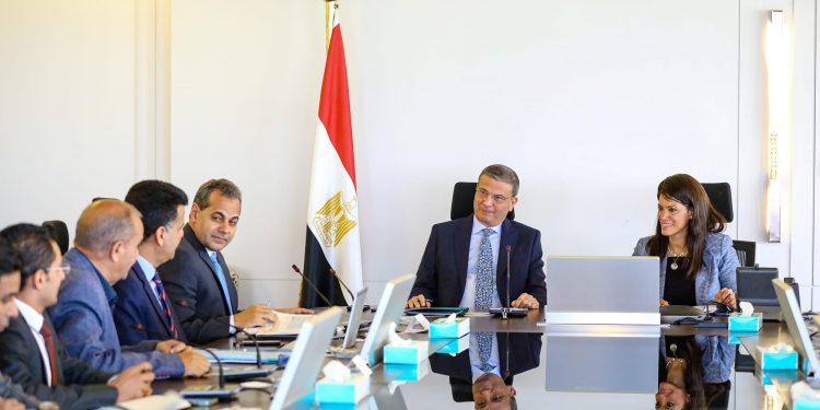 "التخطيط" تبحث تنفيذ مشروعات الزراعة بالخطة الاستثمارية 2024-2025