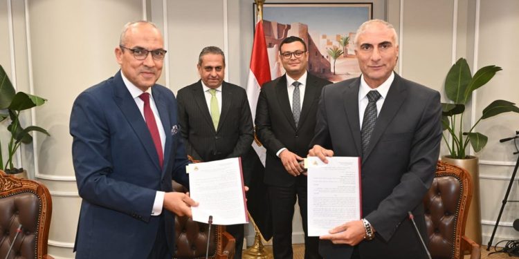 "الإسكان": تنفيذ محطة لتنقية المياه فى العاصمة الإدارية بطاقة 400 ألف م3 يومياً