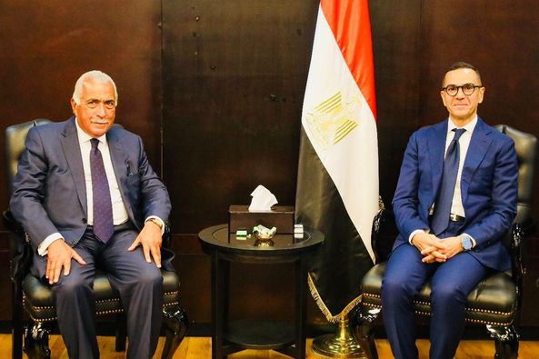 وزير الاستثمار يبحق مع "الغرفة الأمريكية" تعزيز العلاقات الاقتصادية