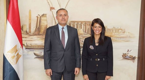 "المشاط" تبحث مع سفير قطر سبل التعاون بين البلدين