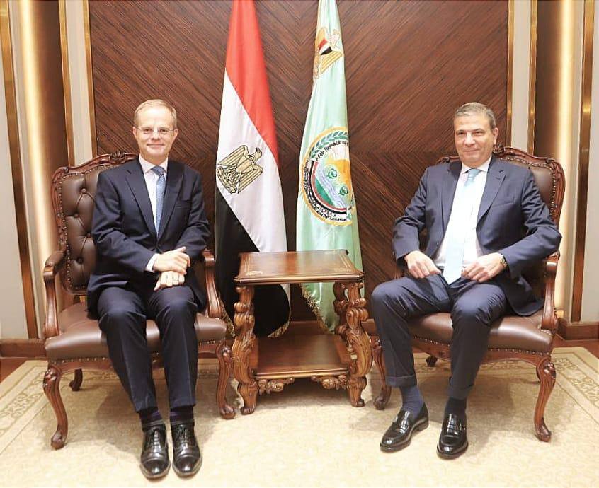 مصر تبحث زيادة حصص صادرات الحاصلات الزراعية إلى بريطانيا