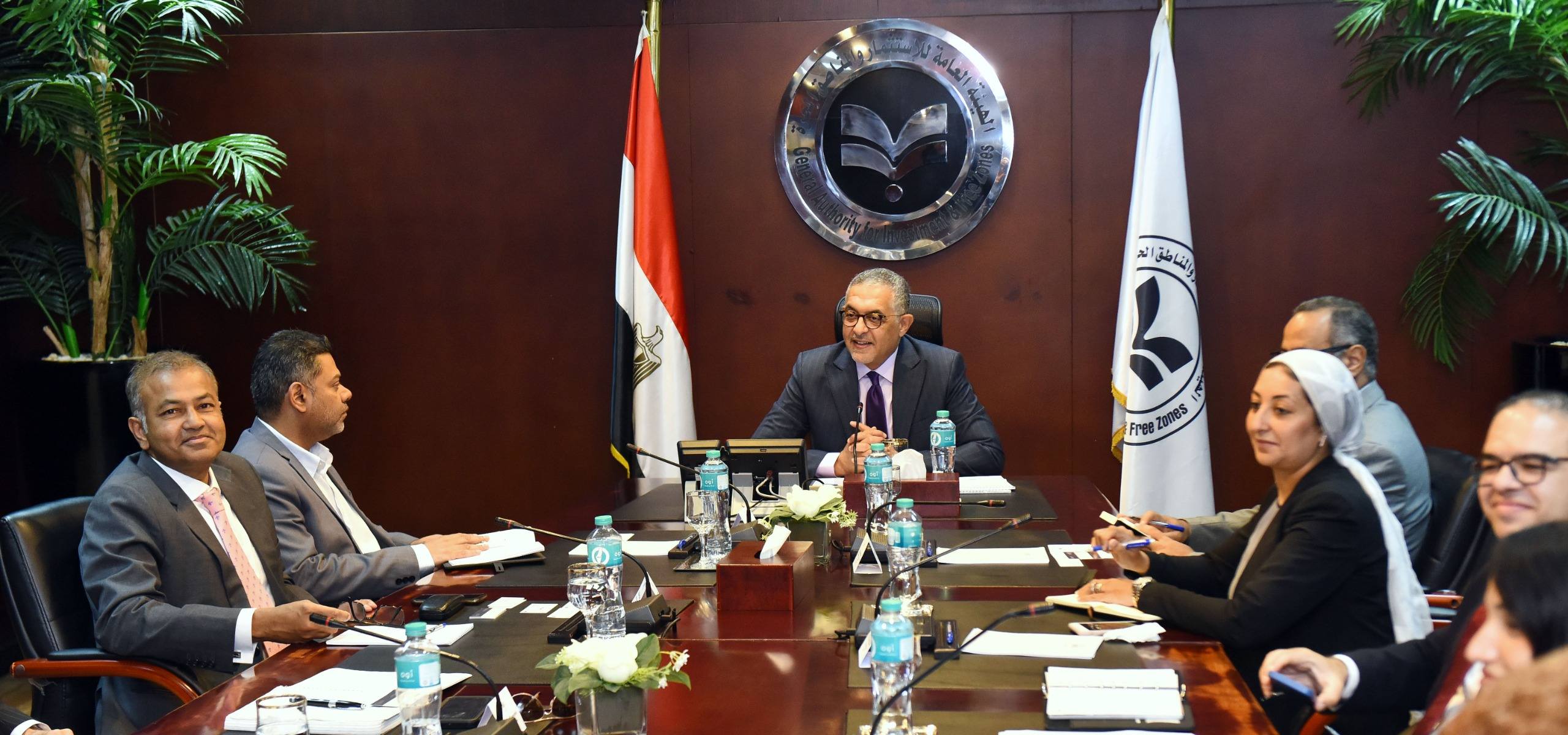 مستثمرون من موريشيوس يسعون لإنشاء مشروع لإعادة تدوير المخلفات الإلكترونية بمصر