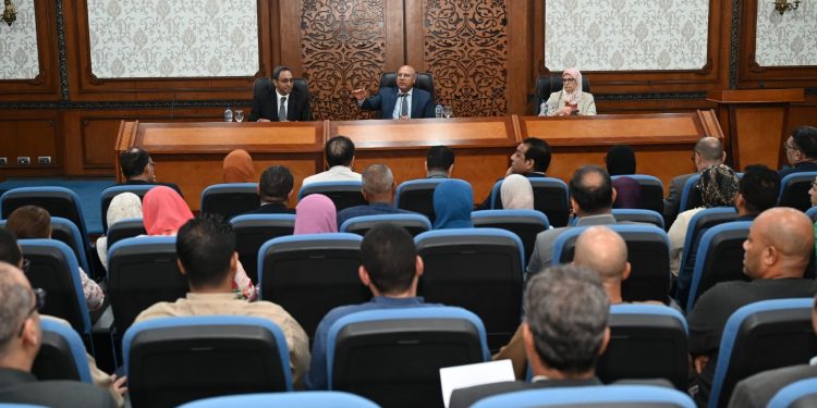 الوزير: سحب الأراضى الصناعية من المستثمرين غير الجادين وإعادة طرحها من جديد