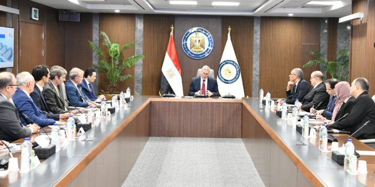 باستثمارات تتجاوز 900 مليون جنيه.. مشروع عالمى لإنتاج الأمونيا الخضراء فى دمياط