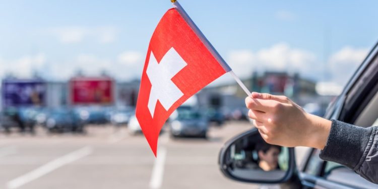 سوق السيارات فى سويسرا يشهد تراجعًا خلال أغسطس