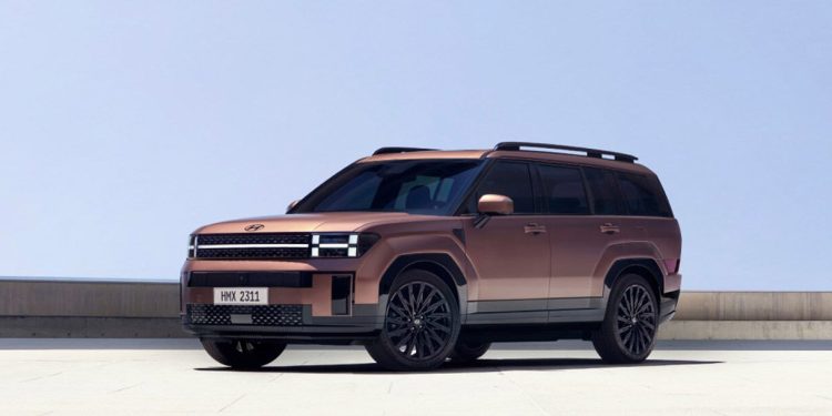 "جى بى أوتو" تعلن طرح "هيونداى سانتافى" بمصر عبر فئتين