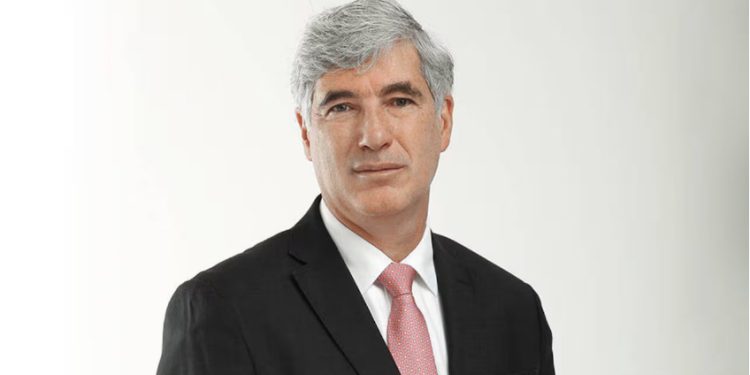 خوان بابلو أوريبي، المدير العالمي للصحة والتغذية والسكان ومرفق التمويل العالمي لدى البنك الدولي