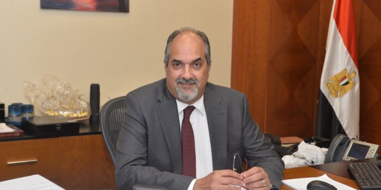 أيمن عبد الحميد، العضو المنتدب لشركة "الأولى"