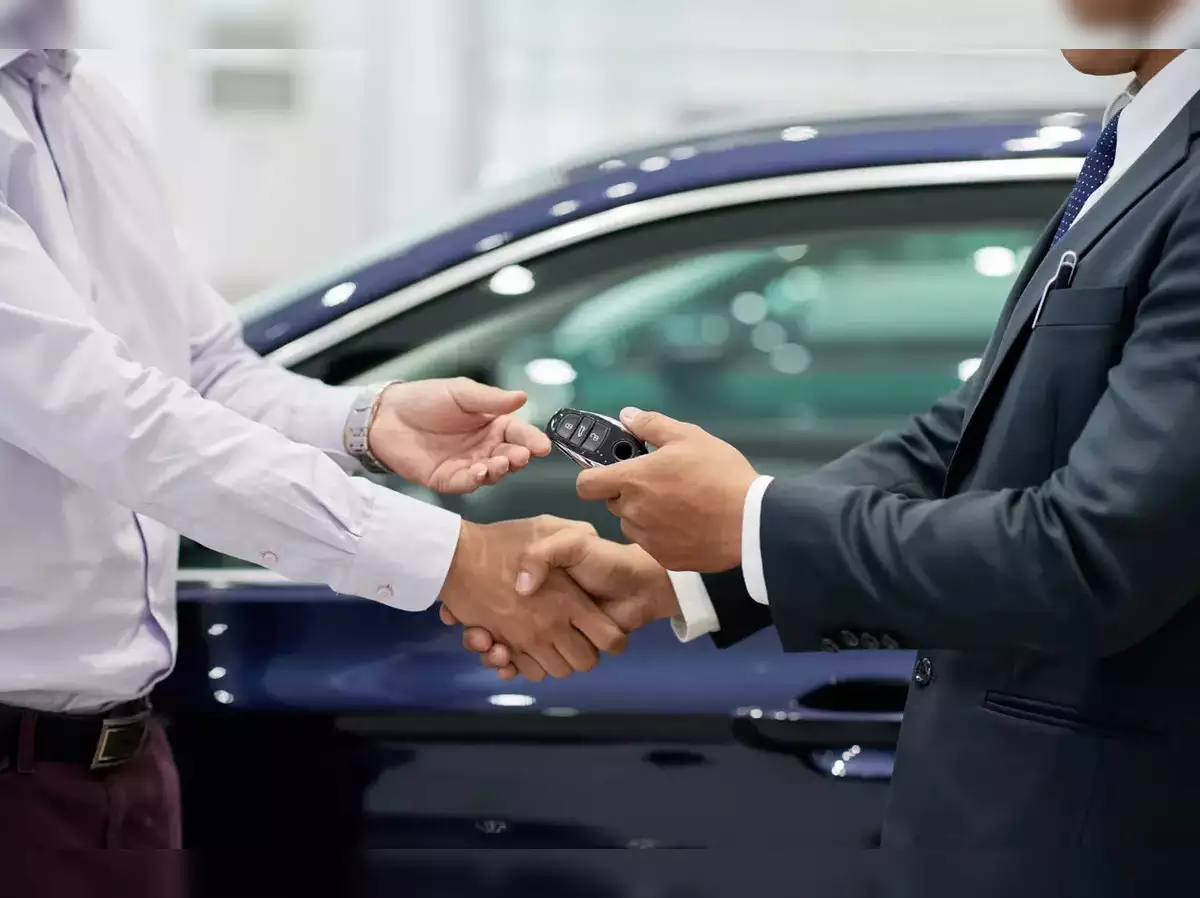 مبيعات السيارات ؛ تراخيص السيارات