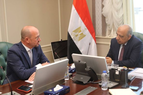 وزير الكهرباء: نعتمد على القطاع الخاص فى مشروعات الهيدروجين الأخضر