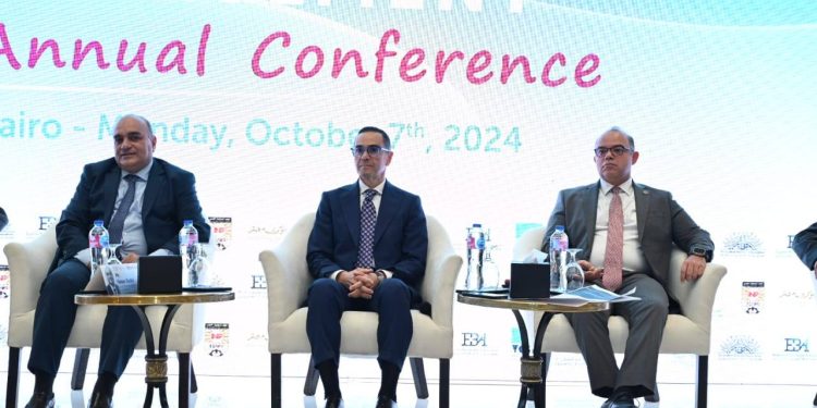 حسن الخطيب: نسعى لتحسين بيئة الاستثمار عبر تسهيل الإجراءات التنظيمية