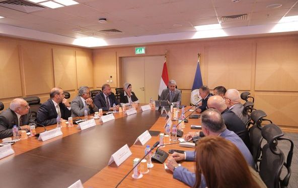 فتحى: عرض المزيد من الفرص الاستثمارية في قطاع السياحة