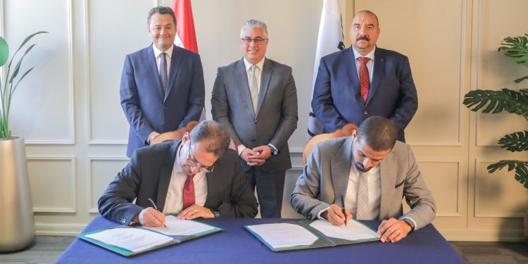 90 مليون جنيه استثمارات لإنتاج إطارات الألومنيوم وألواح الطاقة الشمسية فى "السخنة"