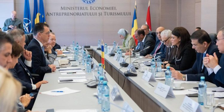 وزيرة التخطيط: اللجنة المصرية الرومانية آلية رئيسية لدفع الشراكة