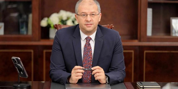 "المصرية للاتصالات" تعين وائل حنفي نائباً للرئيس التنفيذي للشؤون المالية