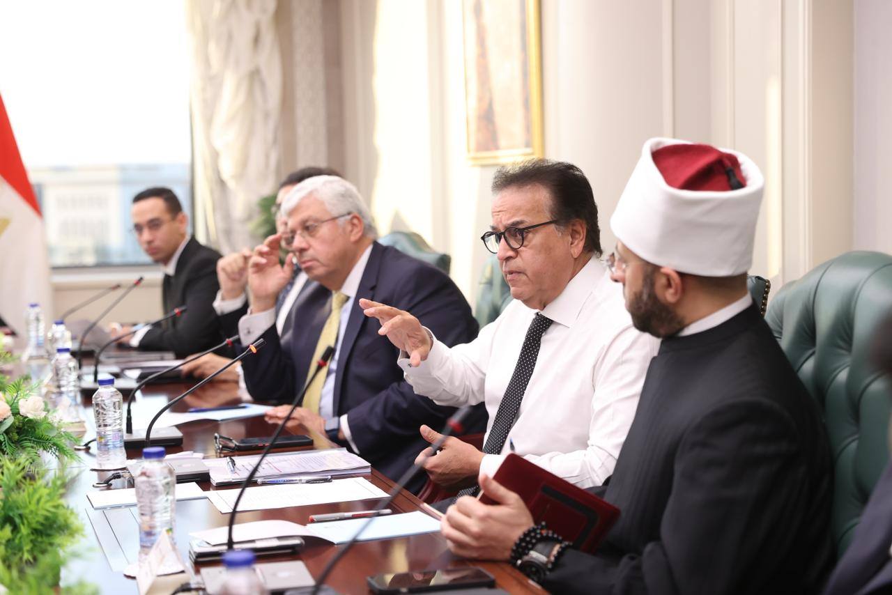 وزير الصحة يؤكد أهمية إنشاء هيكل تنظيمي ومجلس أعلى للتنمية البشرية