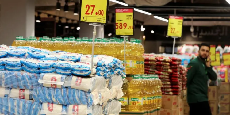 قطاع التجزئة في مصر ؛ الأسواق ؛ الأسعار ؛ التضخم ؛ مبيعات التجزئة