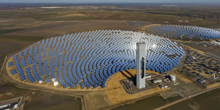 المغرب يخطط لجذب استثمارات عالمية بمشروعات طاقة ضخمة