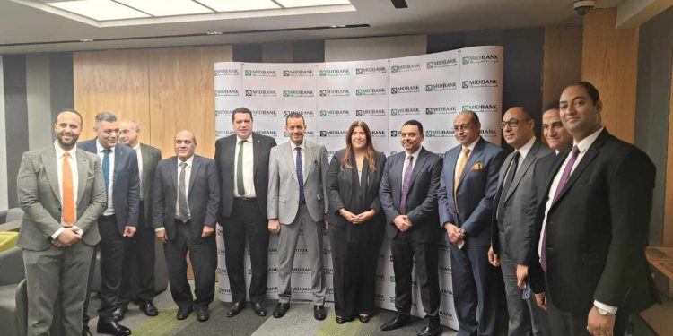 "سلامة للتأمين" تتعاقد مع "ميد بنك" لتغطية المشروعات الصغيرة والمتوسطة