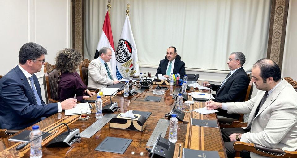 وزير قطاع الأعمال يبحث فرص التعاون مع "إس آند بي جلوبال"