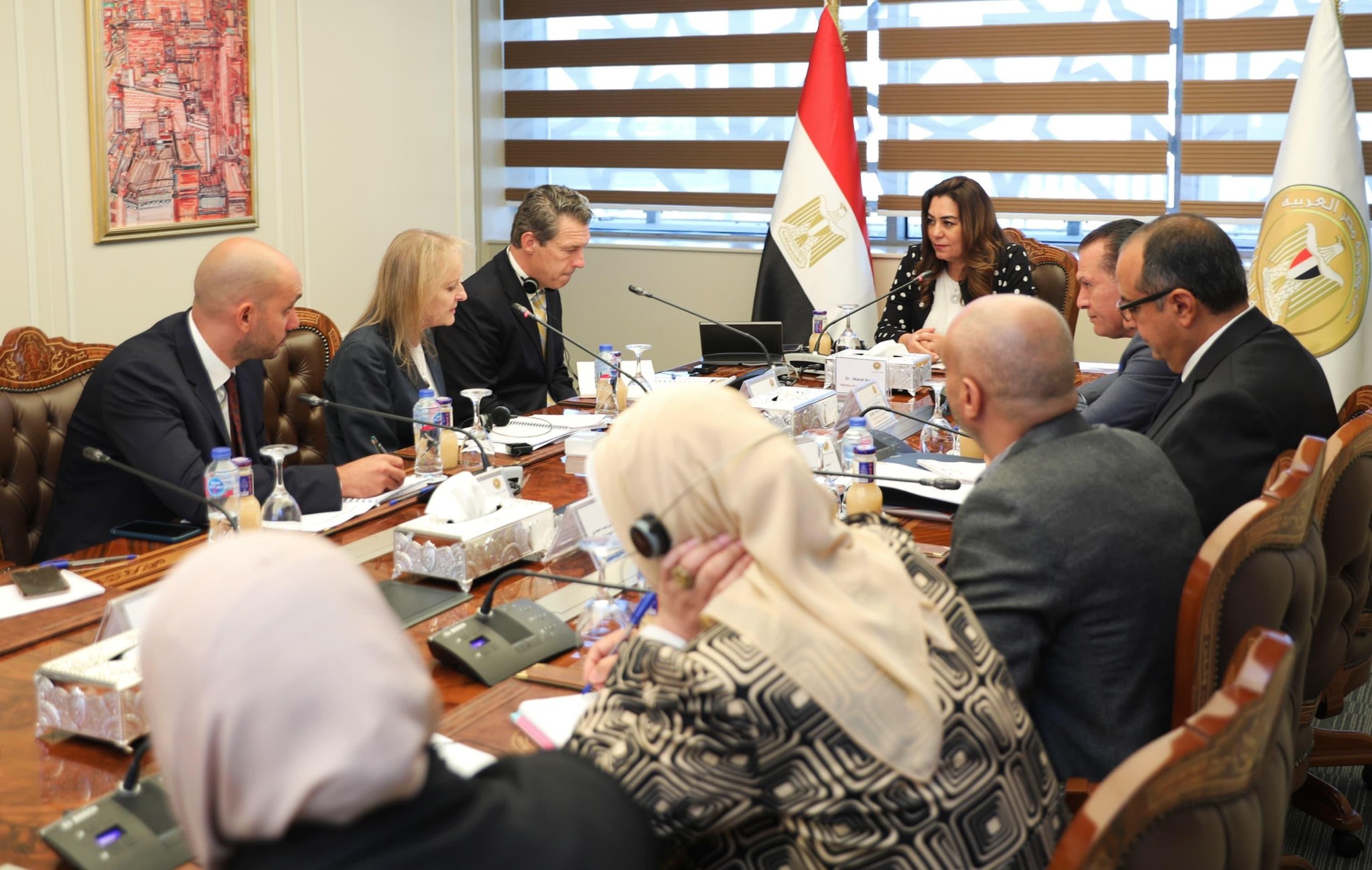 وزيرة التنمية المحلية تتابع الموقف التنفيذى لأعمال مشروع “مصرف كيتشنر”